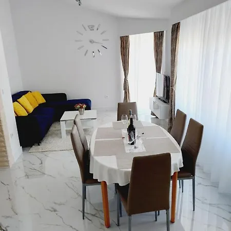 Apartment Relax Vir