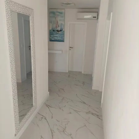Apartment Relax Vir